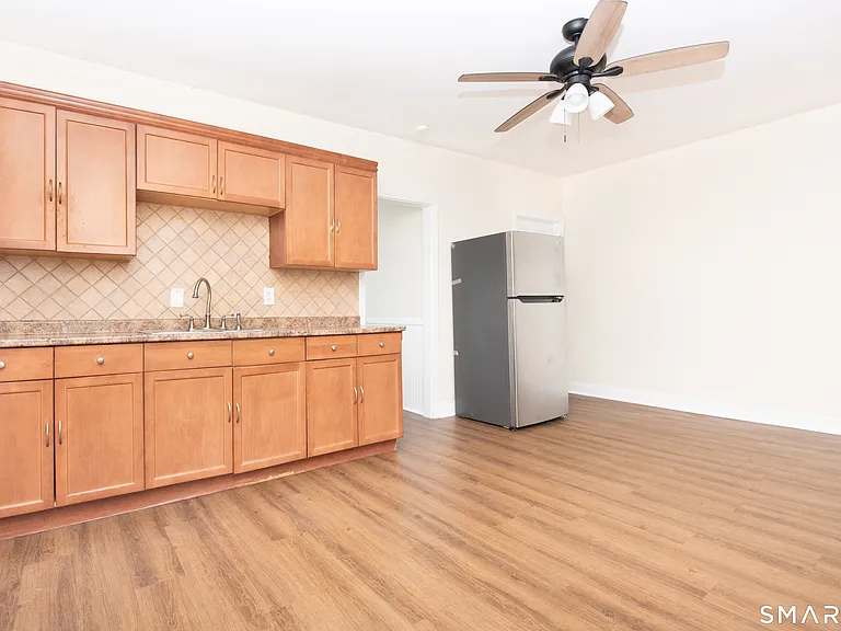 157 Sage Ave #1 — Photo 5