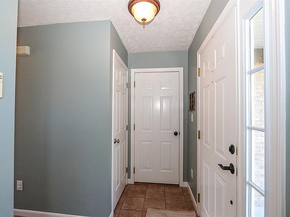 3rd image of 8412 Misty Shore Dr