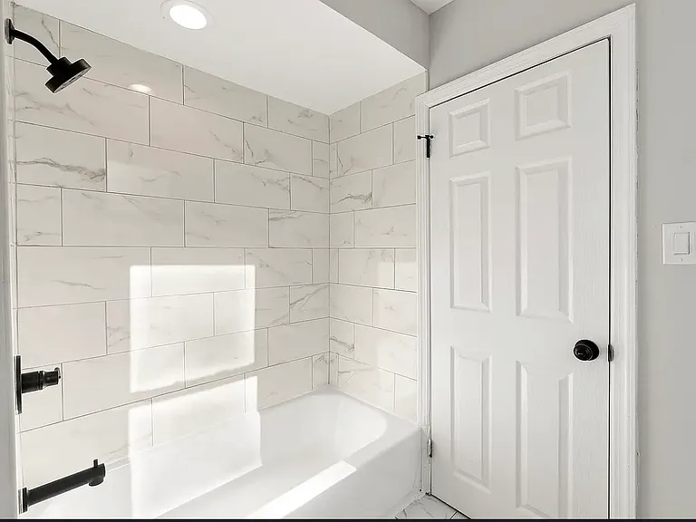 11 Orange Pl — Photo 5