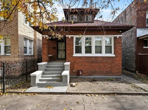 5711 S Maplewood Ave, Chicago, IL 60629