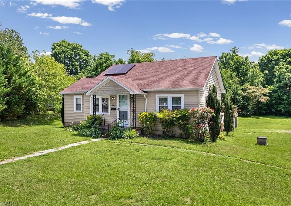 1st image of 630 Pleasant Hill Dr