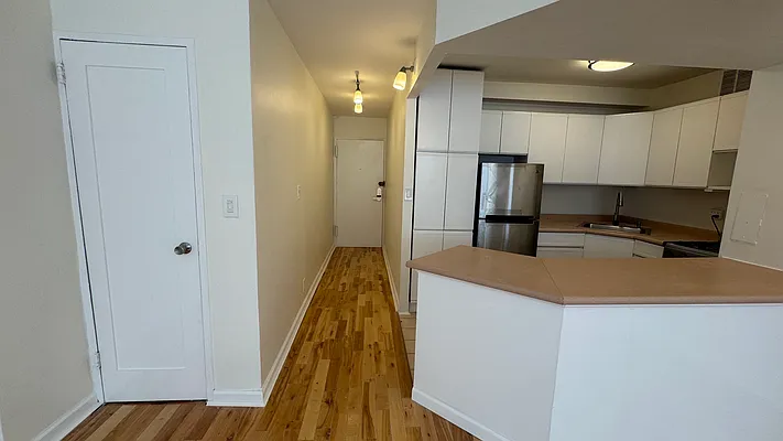 Rented by Sterling Holdings | media 1