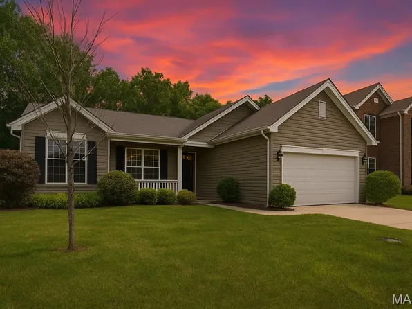4518 Behlmann Grove Pl, Florissant, MO 63034