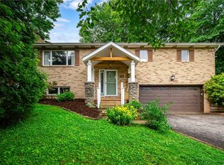 202 Village Ln, New Wilmington, PA 16142