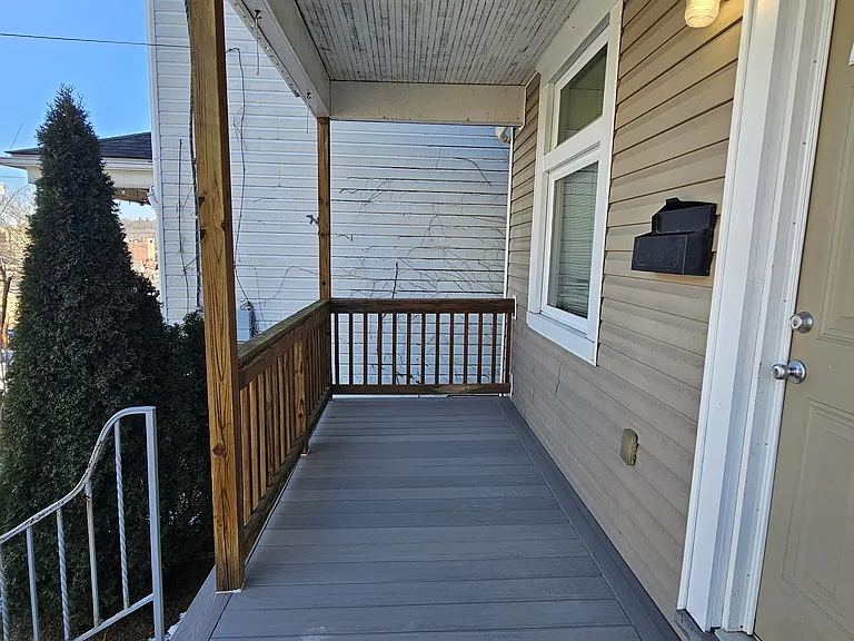 227 Magazine St — Photo 10