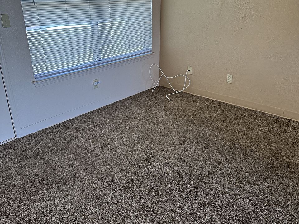 2nd image of 13340 Horizon Blvd #12