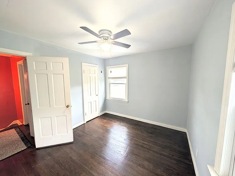 320 Beacon Pl — Photo 8