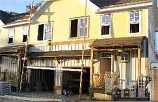 1st image of 208 Rivergate Lane