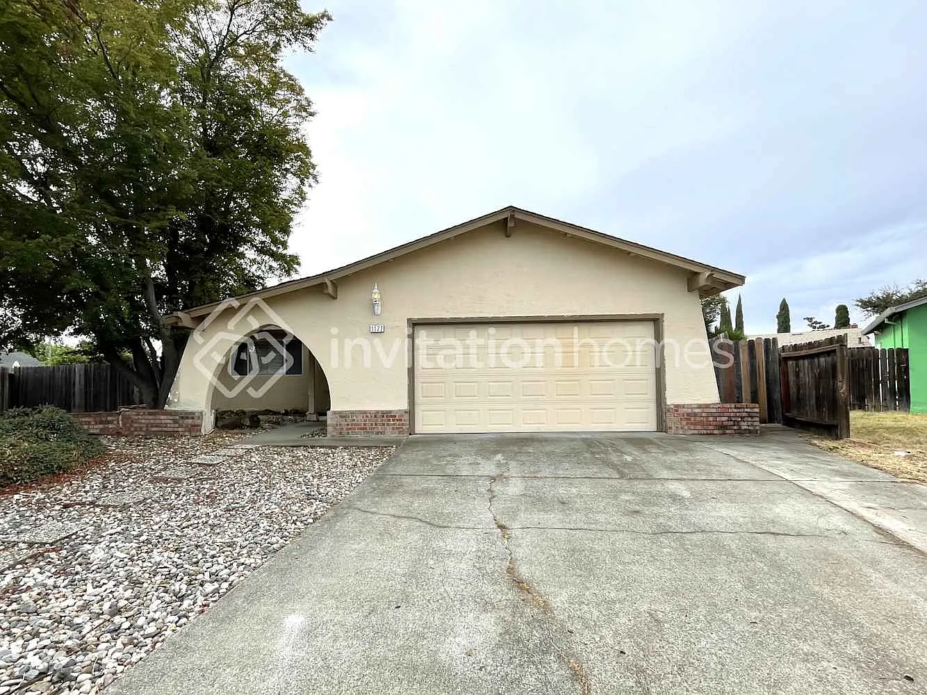 1127 Cormorant Pl photo 1