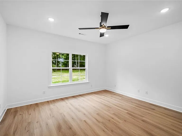 4 Argyll Cir — Photo 9