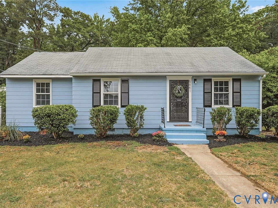 1st image of 5641 N Chesterwood Dr