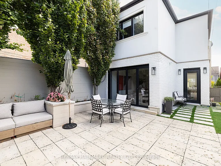 18 Foxley St — Photo 44