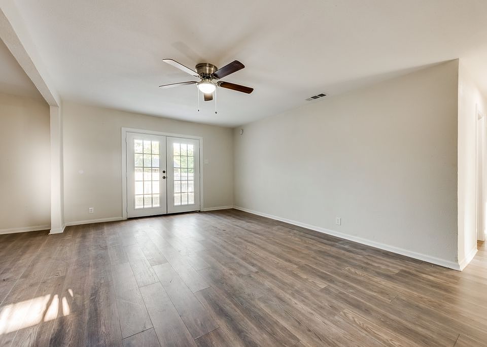 1st image of 3016 Abston Dr
