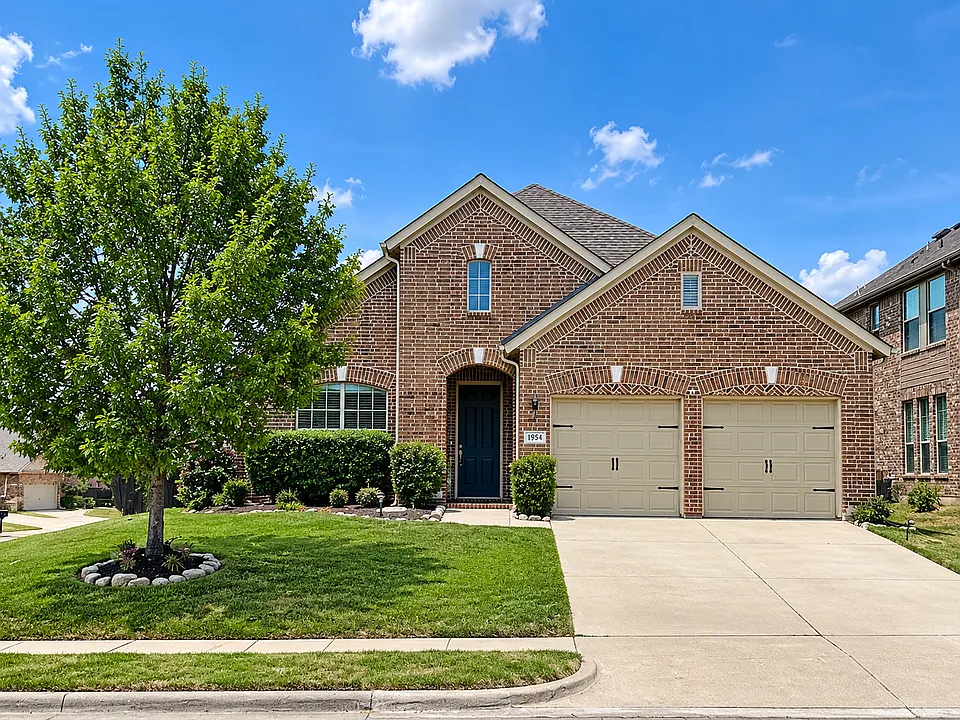 3001 Barkwood Dr