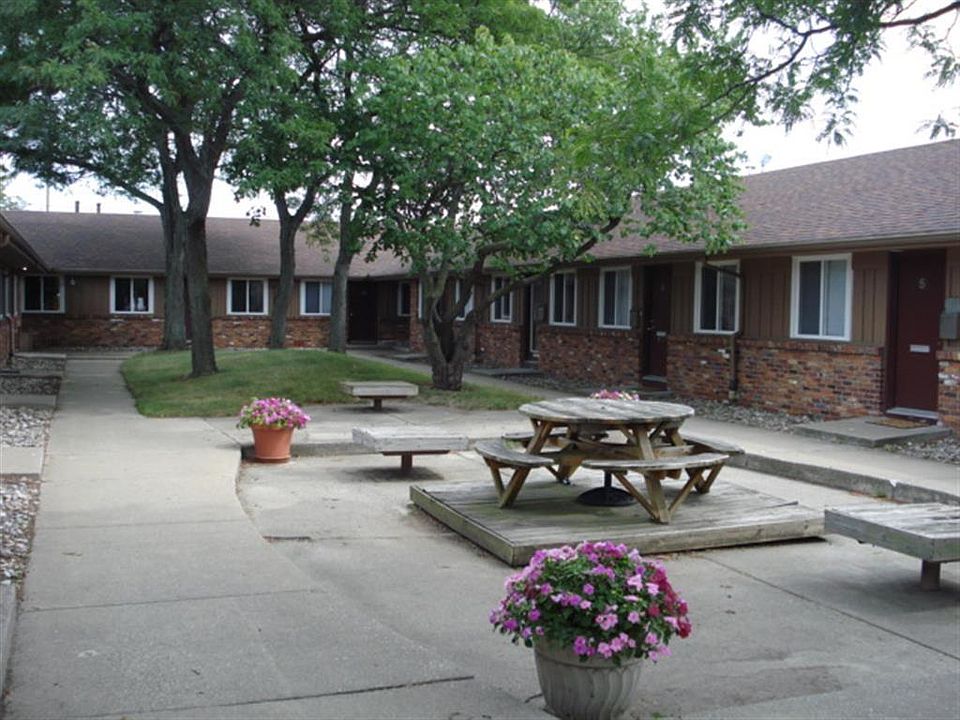 courtyard area