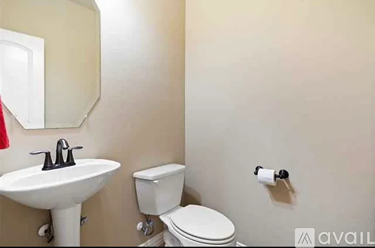 430 Hamilton St — Photo 12