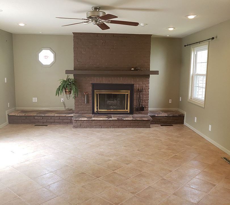 1st image of 6121 N Jayar Dr