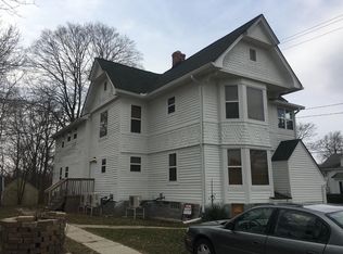 102 S 1st St APT 4, Holly, MI 48442