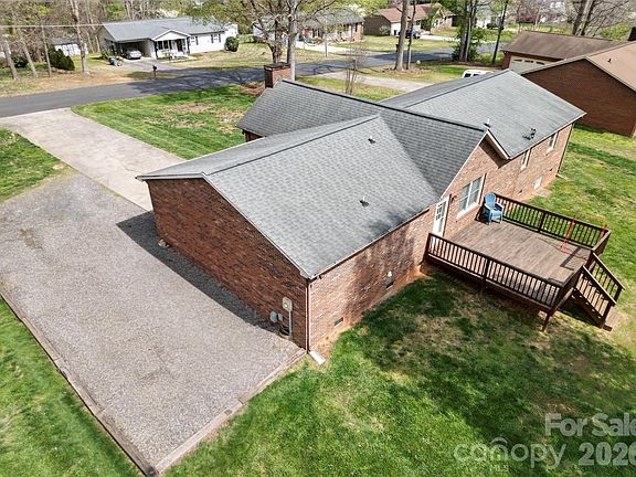 4th image of 172 Oak Haven Dr #38