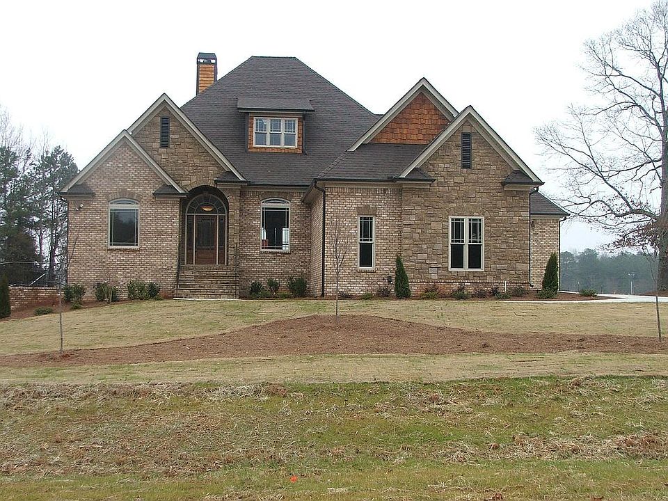 European Brick Ranch, full basement