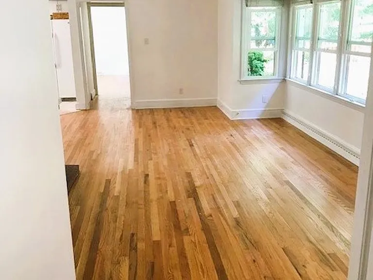 405 N Holden Rd — Photo 5