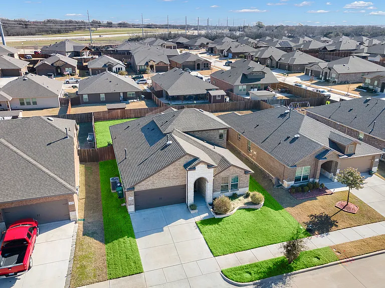 4008 Spur Trail Dr — Photo 23