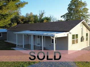 1018 Ramona Ave, Shenandoah, VA 22849