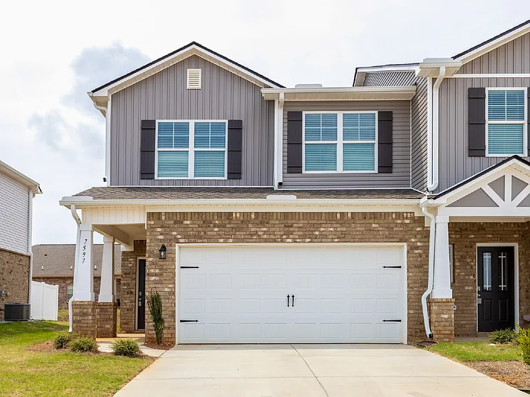 7597 Discovery Point Dr — Photo 3