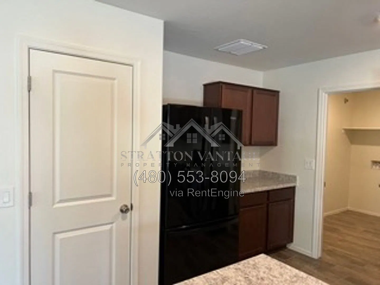 3 bed, 2.0 bath, 1884 sqft, $2,150 — Photo 4