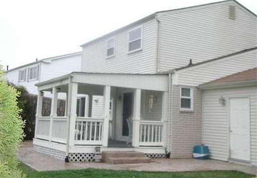 2nd image of 40515 Shakespeare Dr
