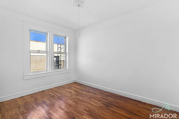 Rented by Mirador Real Estate | media 2