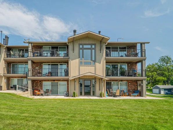 8121 Lake Shore Dr APT 6, Cedar Lake, IN 46303