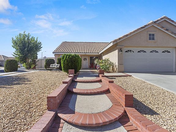 2nd image of 13249 Mountain Ct