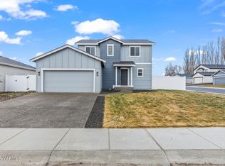 311 N Aspen St, Tieton, WA 98947