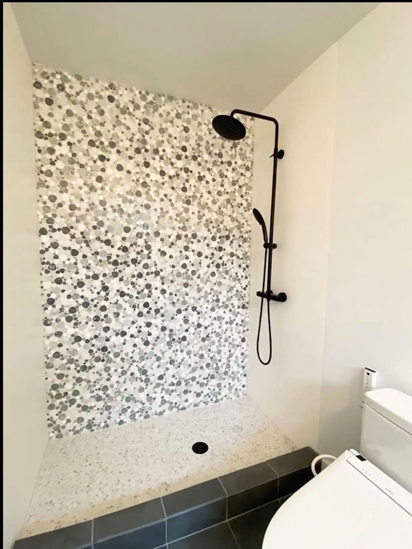  Jack and Jill bathroom