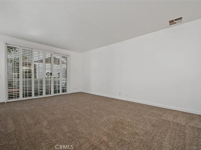 620 Holbrook Ct — Photo 21