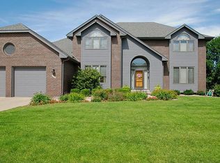 205 S 31st St, West Des Moines, IA 50265
