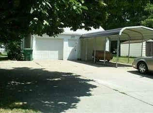 4265 NW 4th St, Des Moines, IA 50313