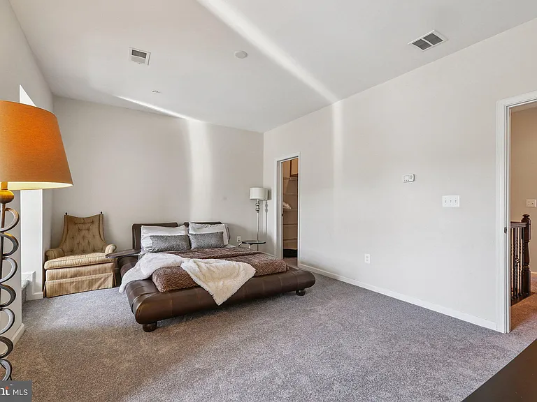 615 River Mist Dr — Photo 34