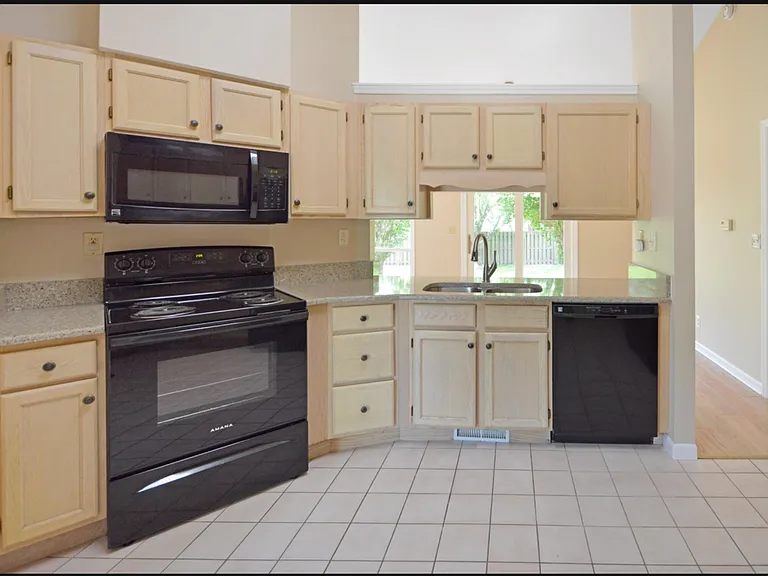 1834 King Eider Dr — Photo 3