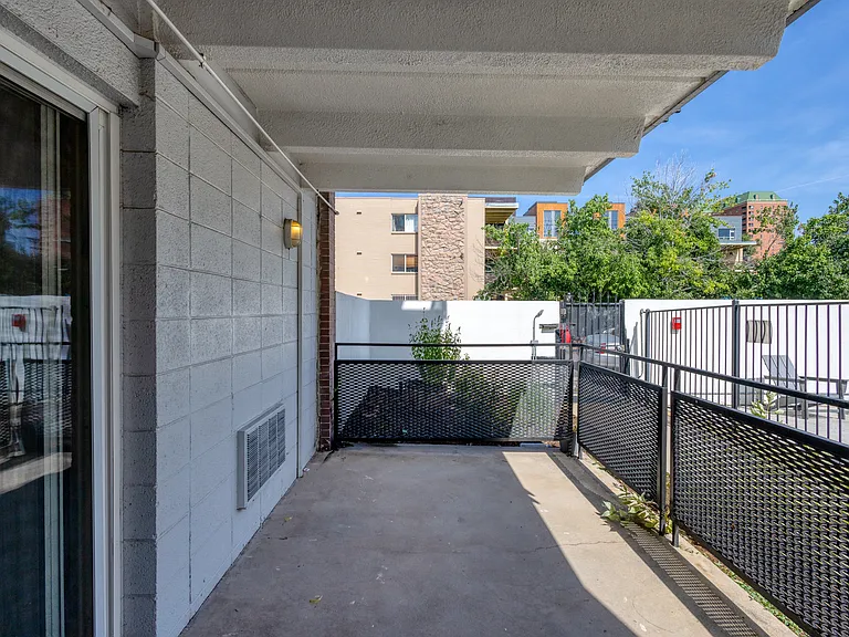 Pearl Street Flats — Photo 15