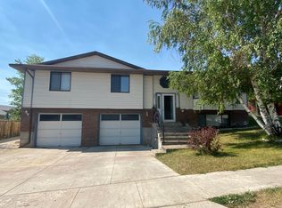 207 Holbrook Ct, Evanston, WY 82930