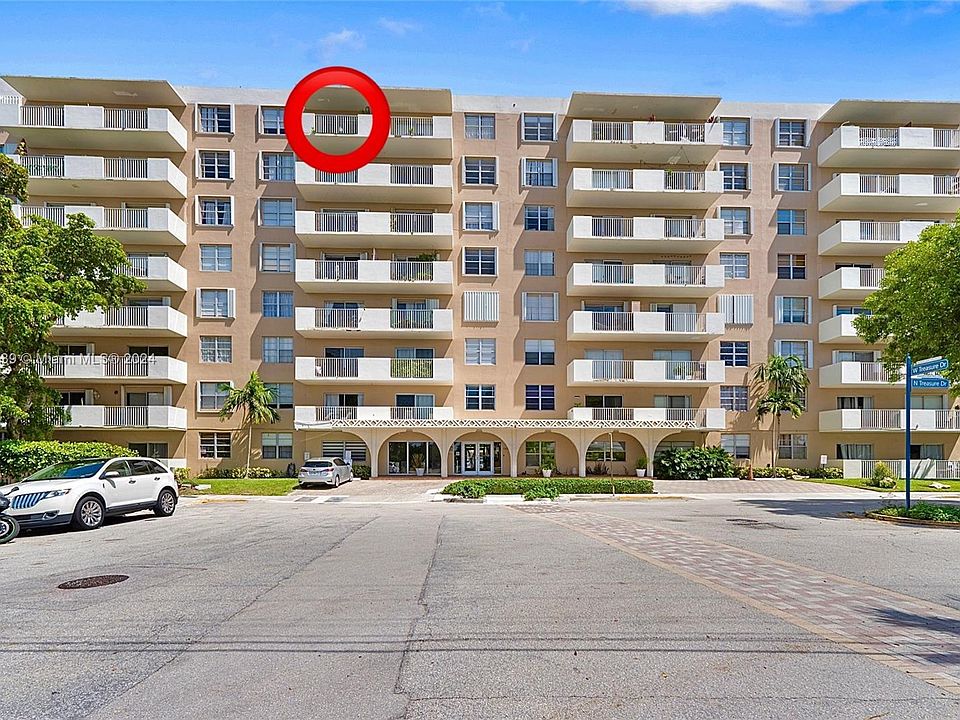 1st image of 1455 N Treasure Dr #Penthouse L