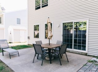 6 Hobson Ave APT 10, Old Orchard Beach, ME 04064