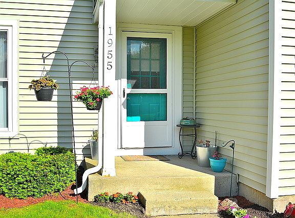 4th image of 1955 N Karen Ln