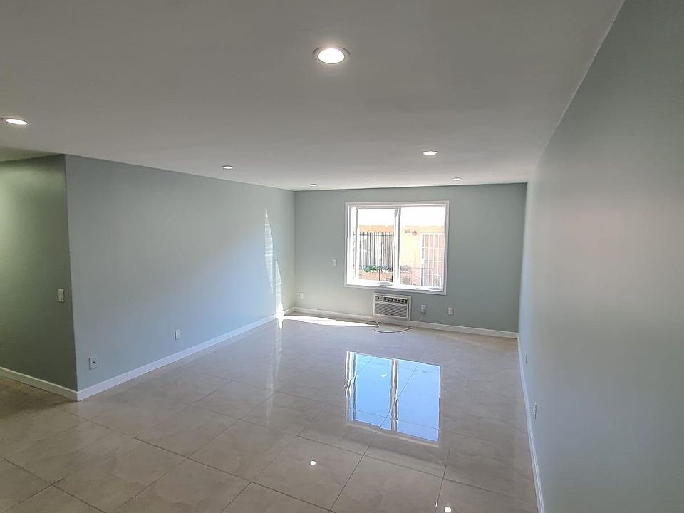 1st image of 145 N Avenue 51 #106