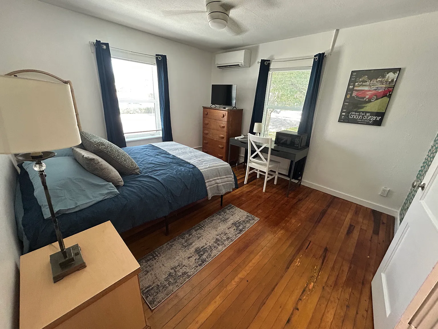 Studio, 300 sqft, $1,400 — Photo 2