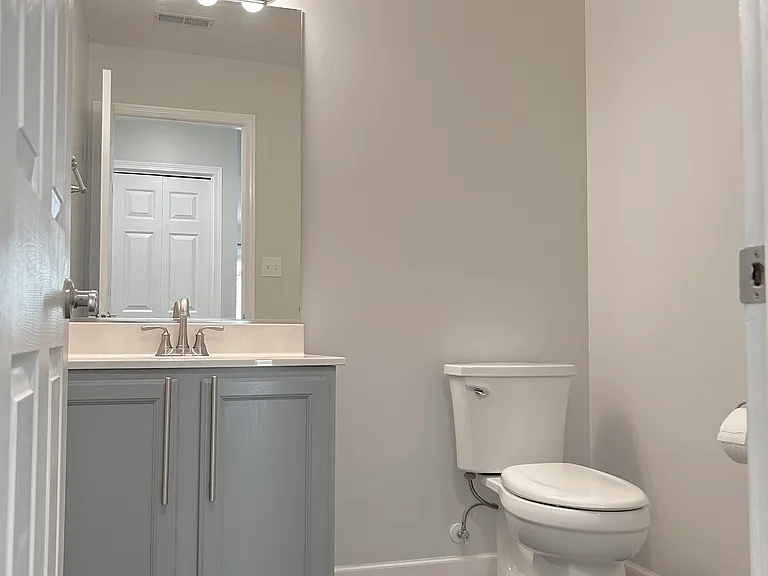 811 Burr Oaks Dr #1305 — Photo 10