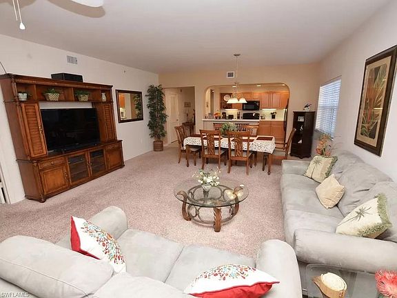 3rd image of 7461 Bella Lago Dr Unit 221