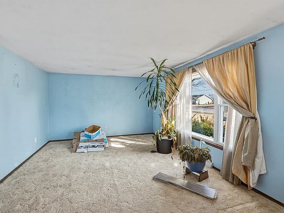 5th image of 3165 Humboldt Rd